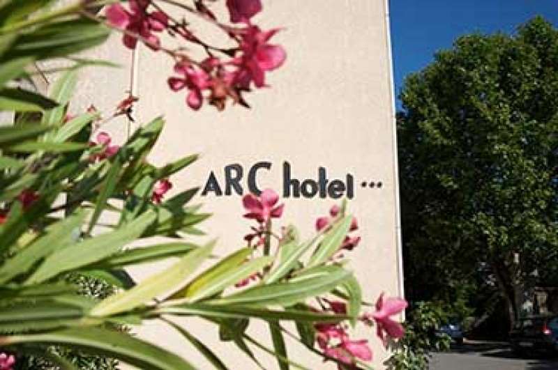 Adonis Arc Hotel Aix Aix-en-Provence Exteriör bild